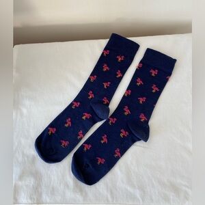 Blue socks with pink flamingoes Sz 8-10 unisex